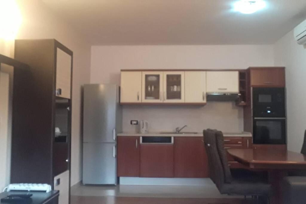 Apartman Franko - Uz Parking Пула Екстер'єр фото